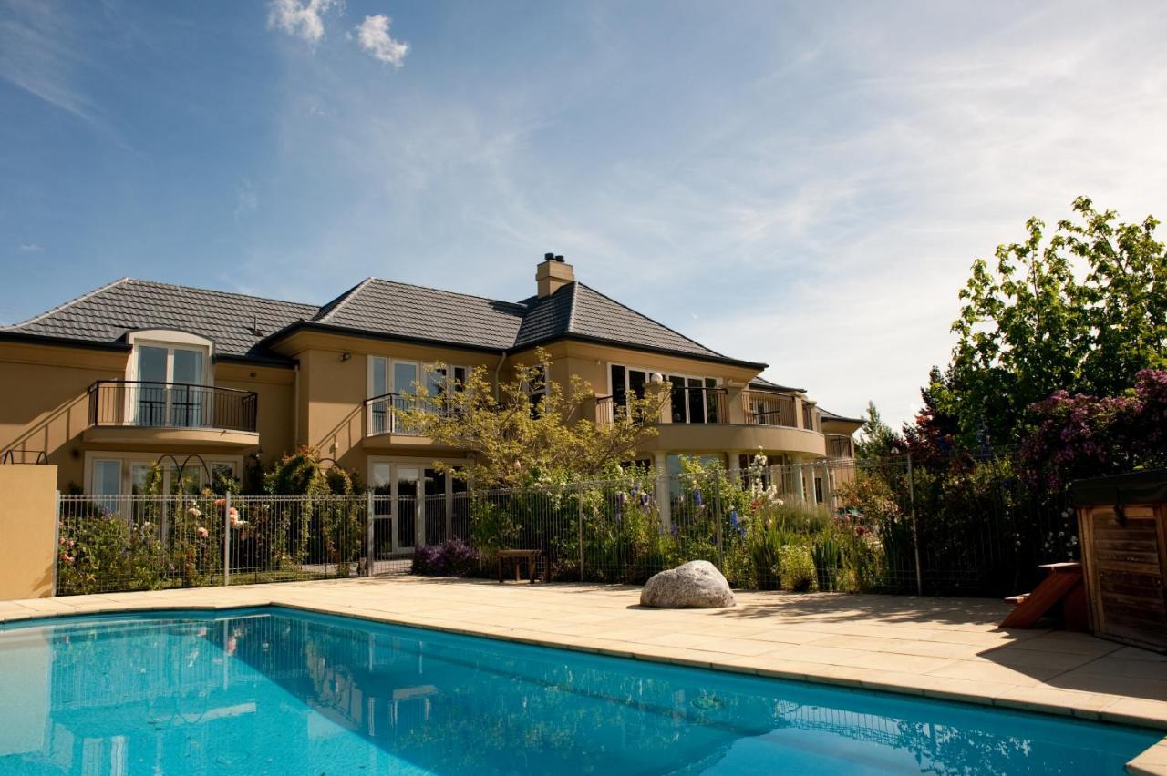 Villa Clearwater Olive Estate Christchurch Exterior foto